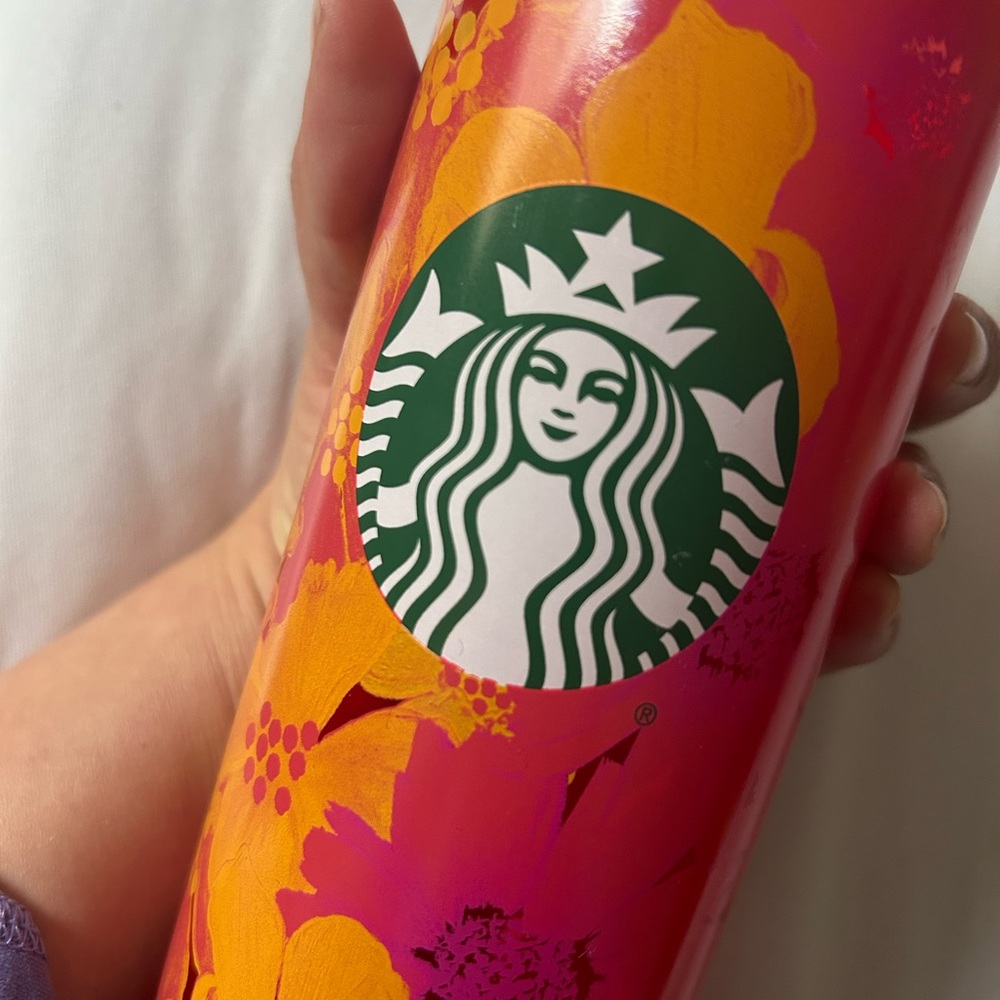 Spring Starbucks bottle 🌺 - Picture 8 of 9